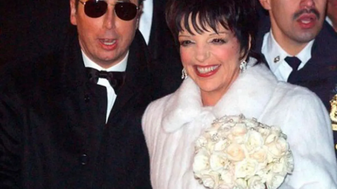 David Gest, fostul soţ al actriţei Liza Minnelli, găsit MORT într-o cameră de hotel