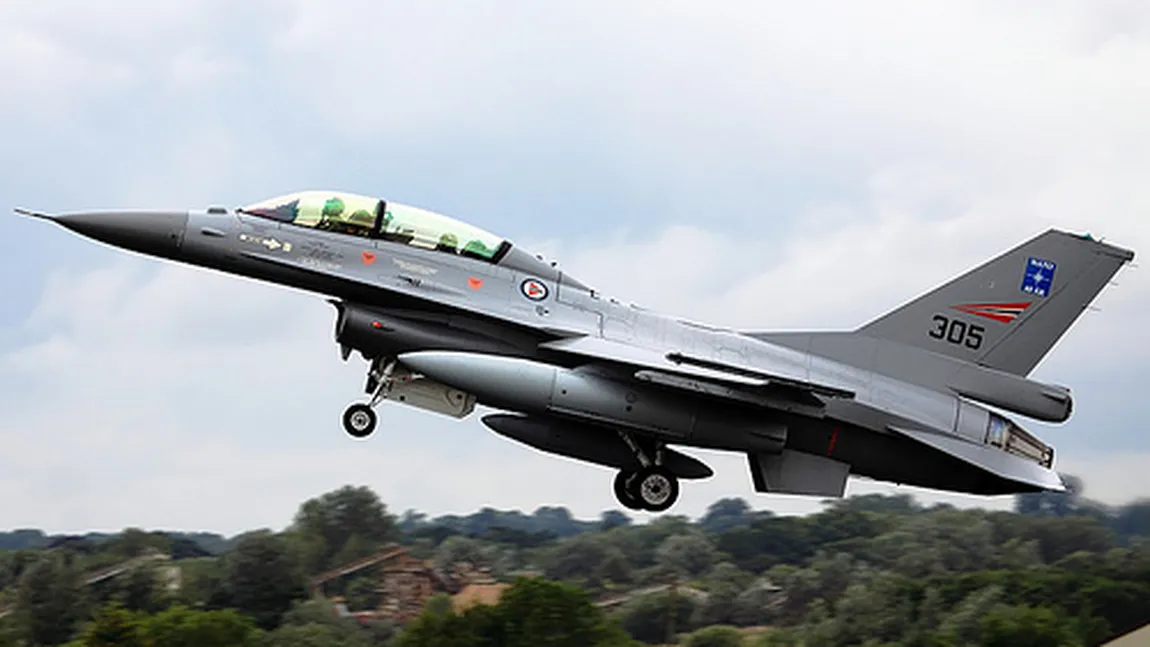 Accident la o bază aeriană: Un avion militar norvegian a atacat din GREŞEALĂ turnul de control