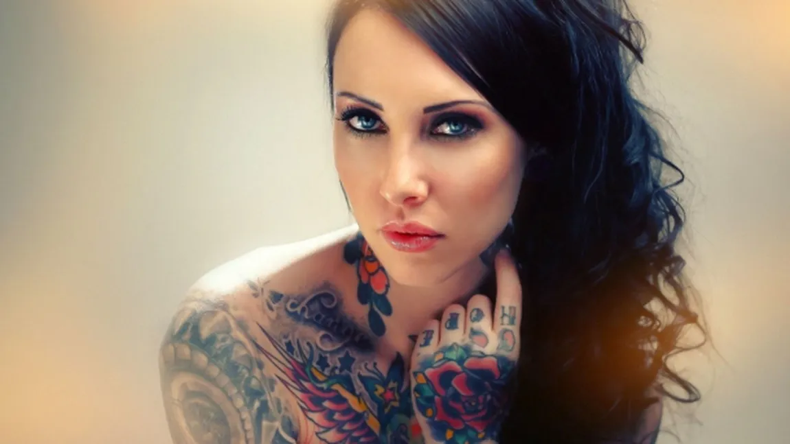 Ce cred bărbaţii despre femeile cu tatuaje