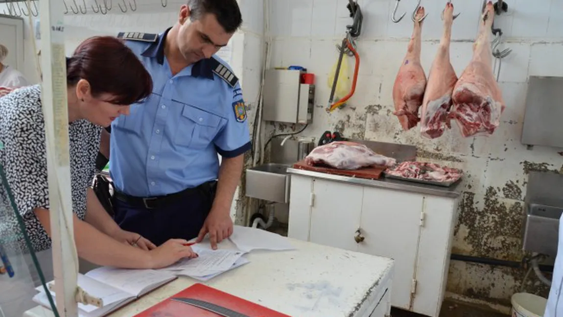 Controale sporite ale autorităţilor înainte de Paşti. Tone de carne au fost deja confiscate