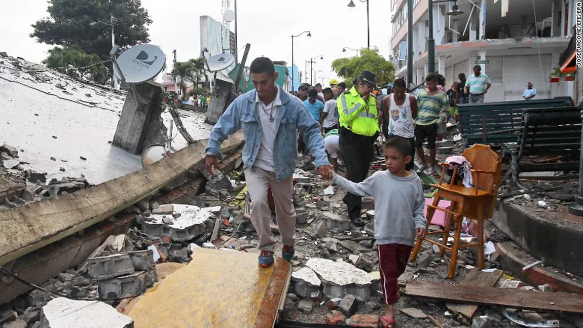 CUTREMUR ECUADOR: 350 de morţi şi peste 2000 de răniţi la ultimul bilanţ