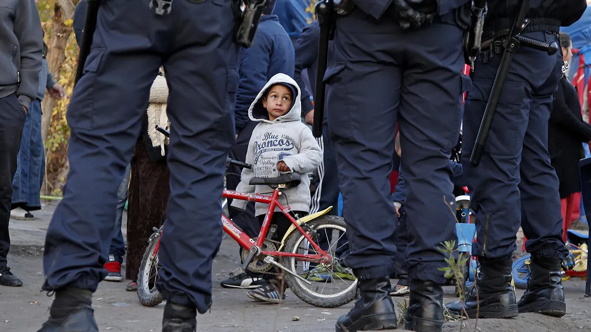 Cetăţean german, sechestrat într-o tabără de romi