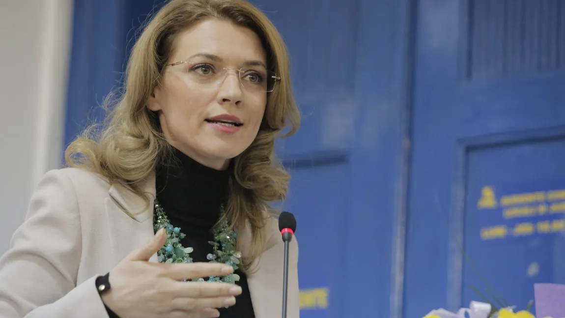 Alina Gorghiu vrea ca legea indemnizaţiilor acordate mamelor să fie aplicată de la 1 iulie