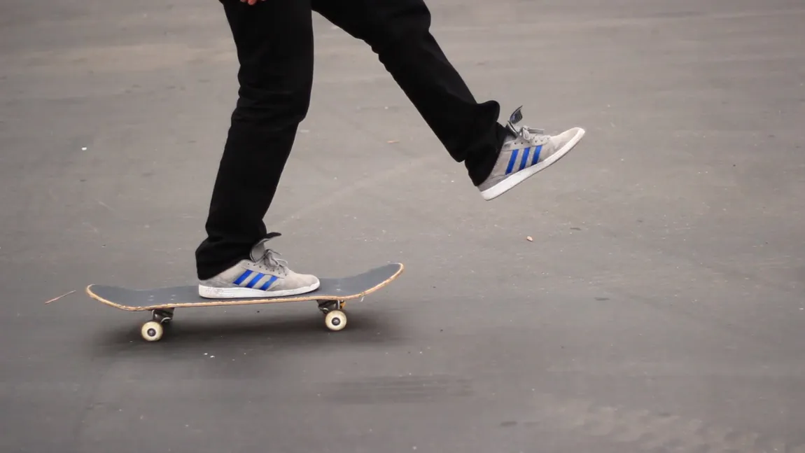 Zeci de tineri au protestat la Timişoara pentru construcţia unui skatepark