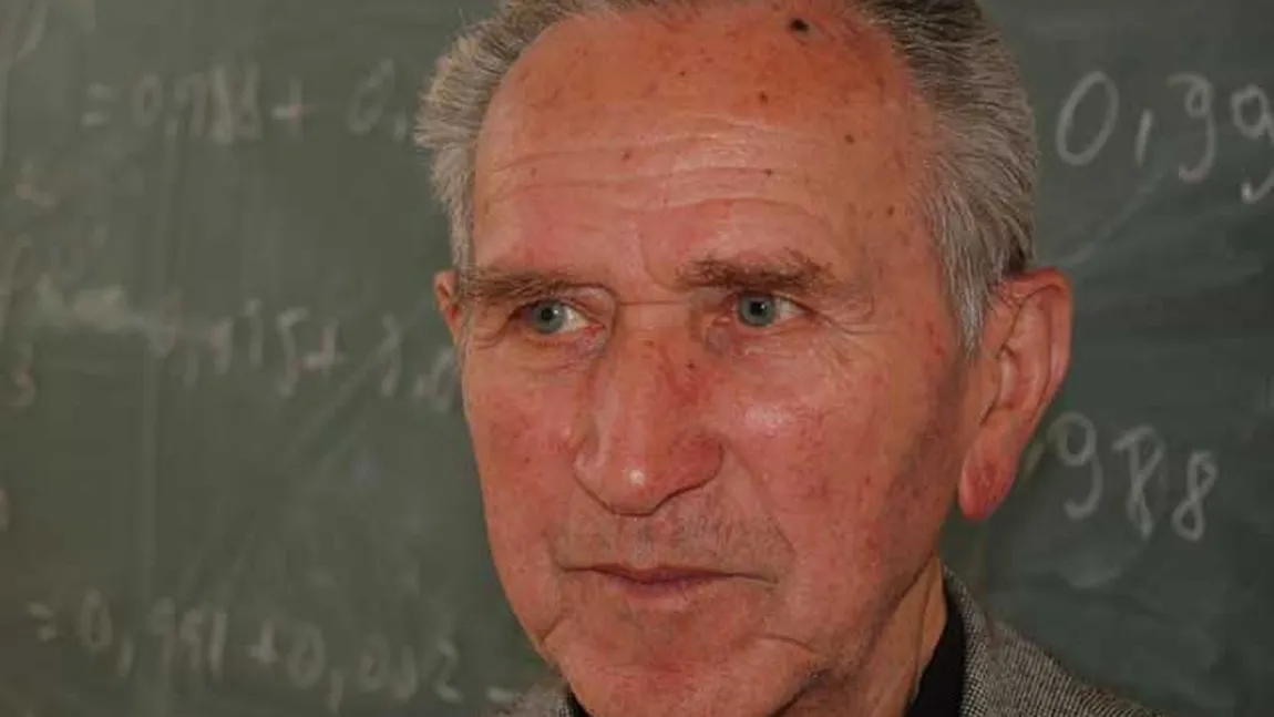 Academicianul Valeriu Cotea, în STARE CRITICĂ după ce s-a înecat cu o portocală