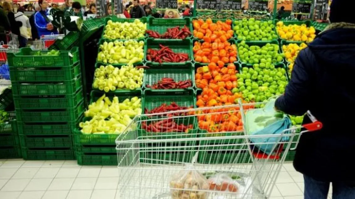 Fructe şi legume aduse din Turcia, retrase de pe piaţă din cauza conţinutului de pesticide