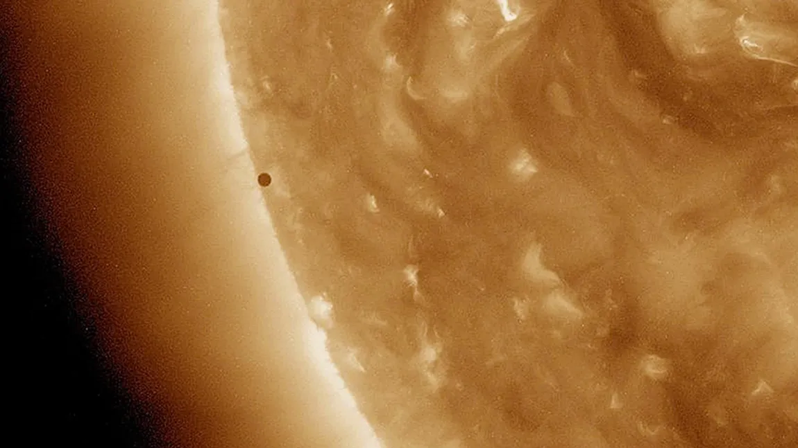 Tranzitul planetei Mercur, între Pământ şi Soare. Imagini excepţionale, din toate colţurile lumii FOTO