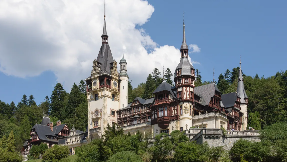 Casa Regală ar solicita statului român mărirea de 10 ori a chiriei pentru Castelul Peleş. Reacţia Casei Regale