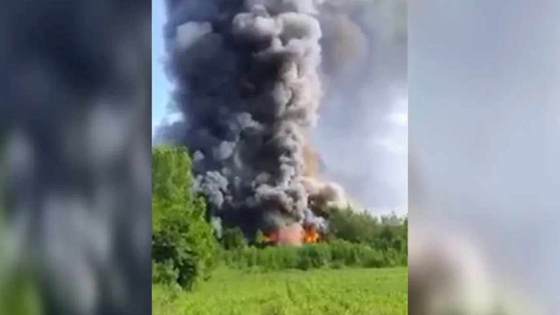 INCENDIU PUTERNIC la un abator din Brăila. Flăcările, vizibile de la kilometri distanţă VIDEO