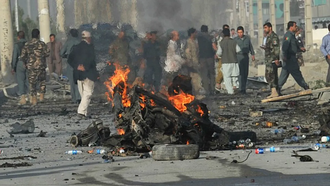 Atentat sinucigaş în Afganistan: Cel puţin zece persoane au murit şi 23 au fost rănite