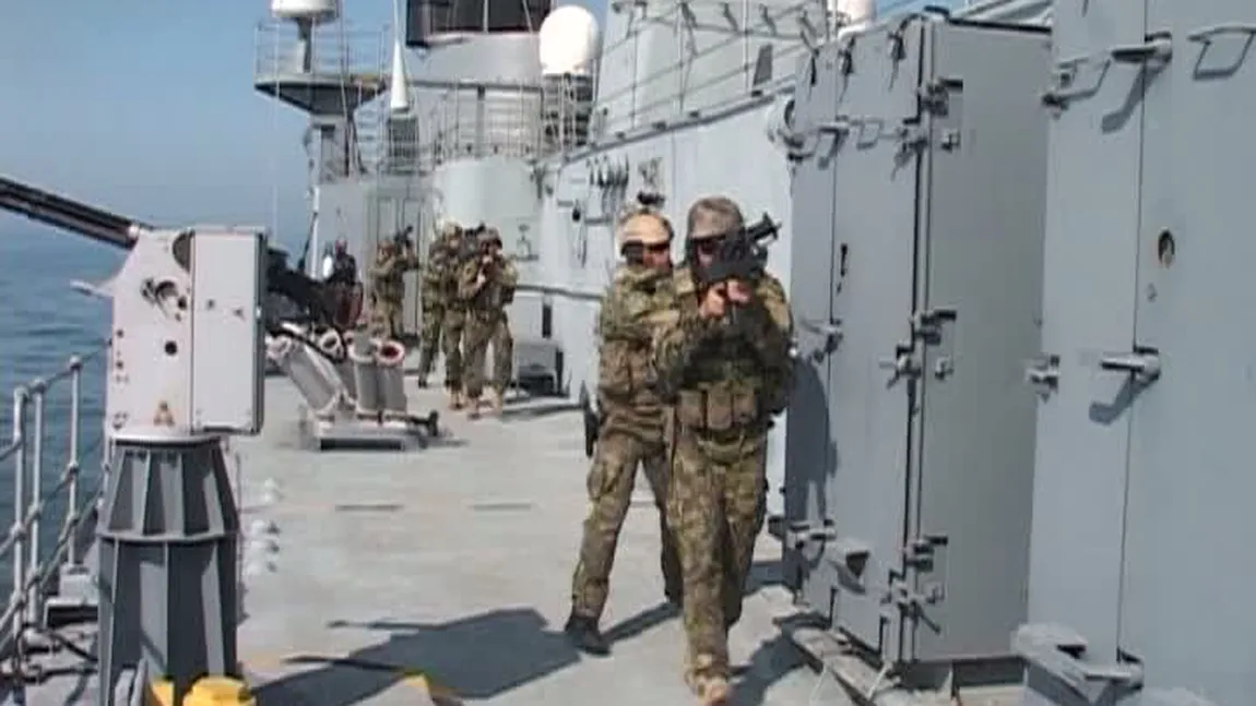 Nave militare, elicoptere şi avioane româneşti, exerciţiu de amploare în Marea Neagră VIDEO