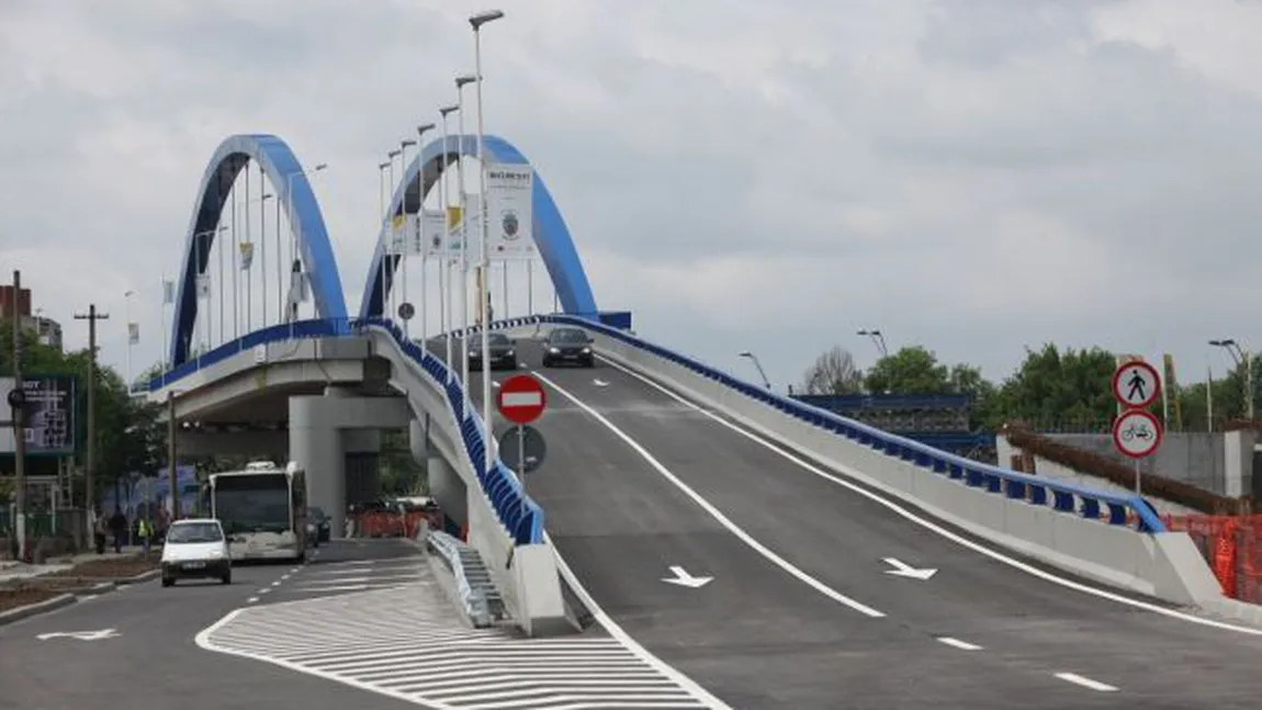 Podurile şi pasajele din Bucureşti vor fi întreţinute şi salubrizate de Administraţia Străzilor