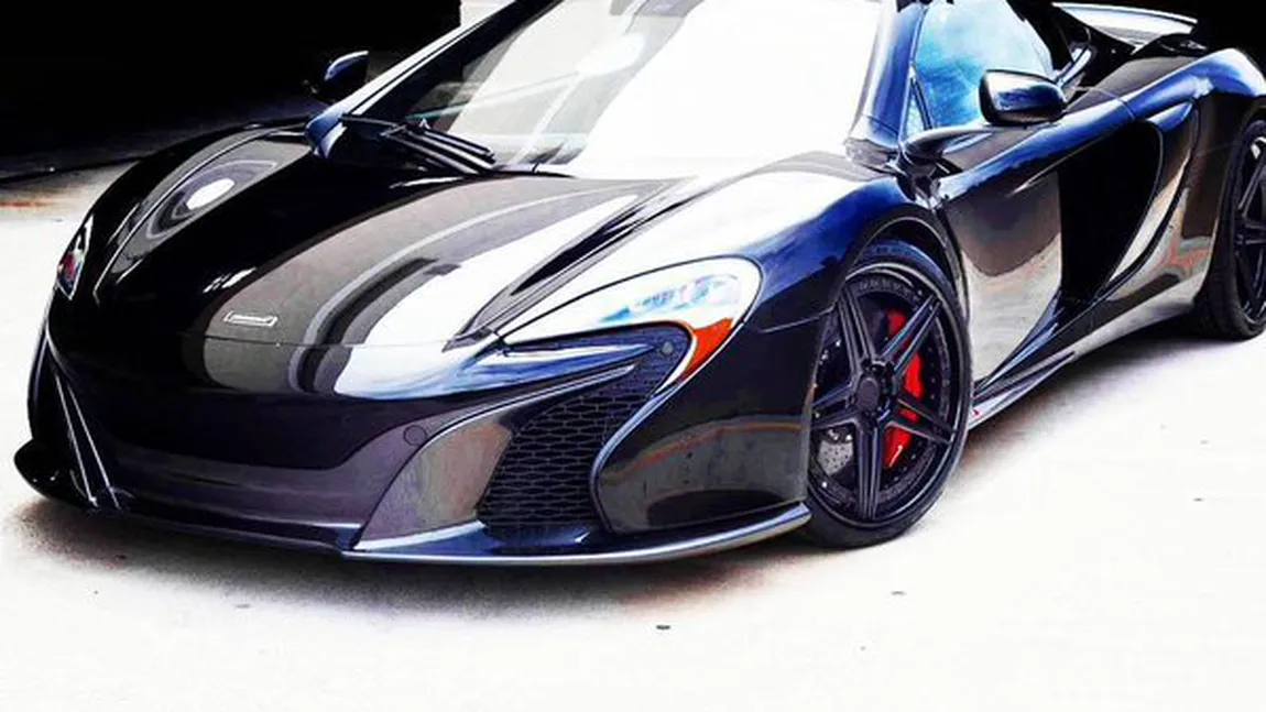 A plătit 250.000 de euro pentru un McLaren. Zece minute mai târziu s-a ales praful de achiziţia sa FOTO