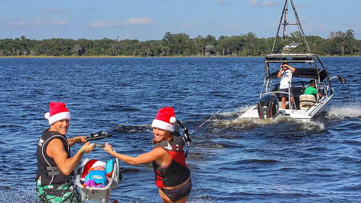 VIDEO incredibil Un bebeluş de şase luni a stabilit un record mondial la schi nautic
