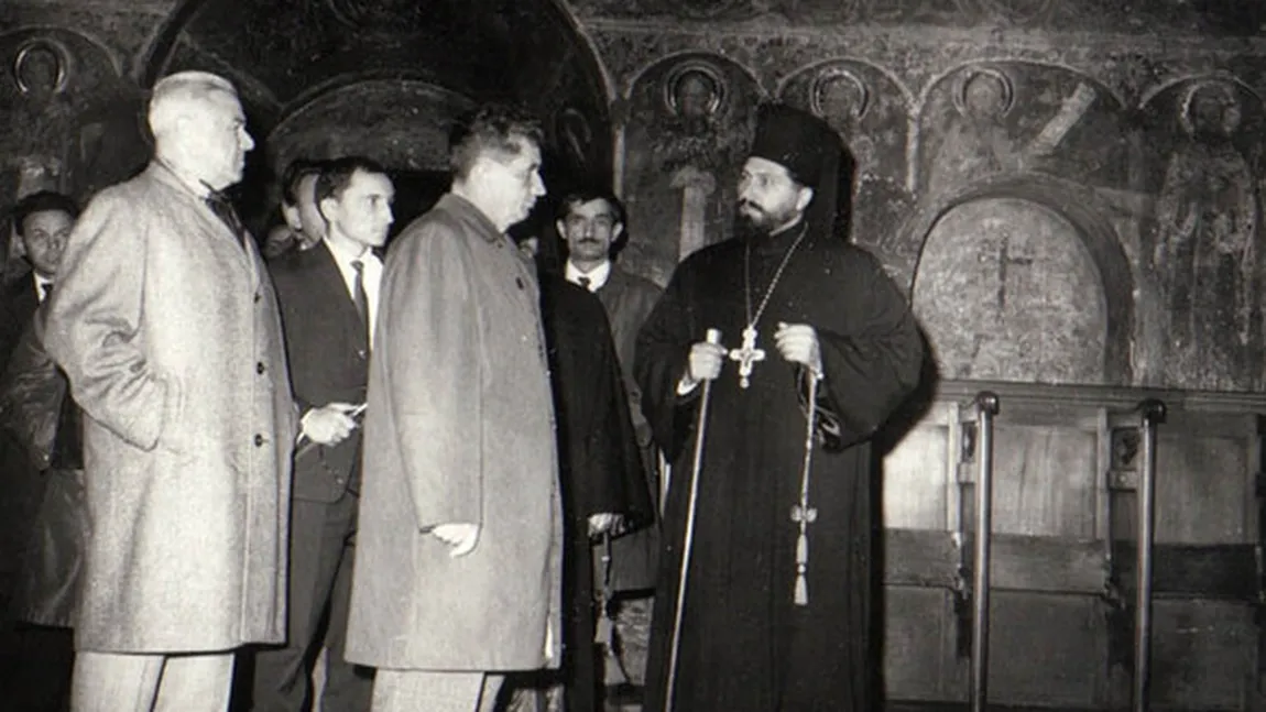 Stenograma întâlnirii dintre Ceauşescu şi Patriarhul Teoctist. Cum a refuzat liderul comunist să bea vin cu Patriarhul