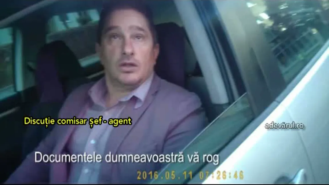 Agent de Rutieră, ameninţat de şeful amendat pentru că vorbea la telefon în trafic VIDEO