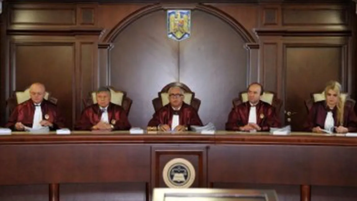 Numirea lui Marian Enache în funcţia de judecător al Curţii, contestată la CCR de senatorii PNL