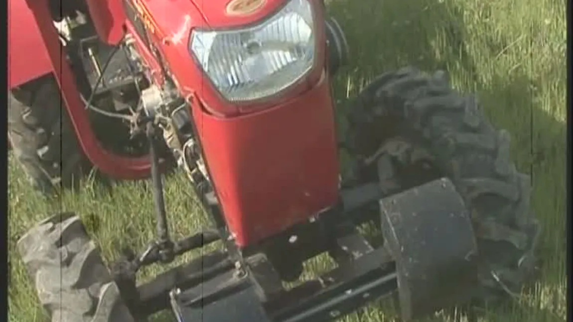 A fost inventat tractorul de mici dimensiuni. Costă 10.000 de euro, iar inventatorul este un român