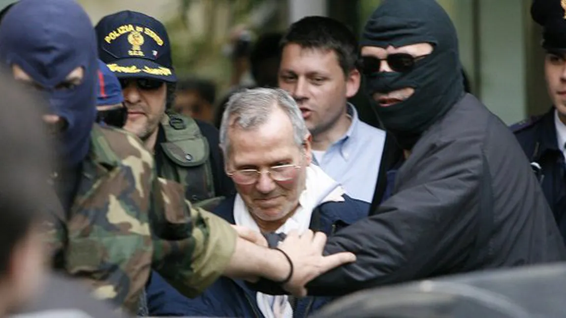 A murit boss-ul mafiei siciliene, Bernardo Provenzano. A fost unul dintre cei mai temuţi interlopi din istorie