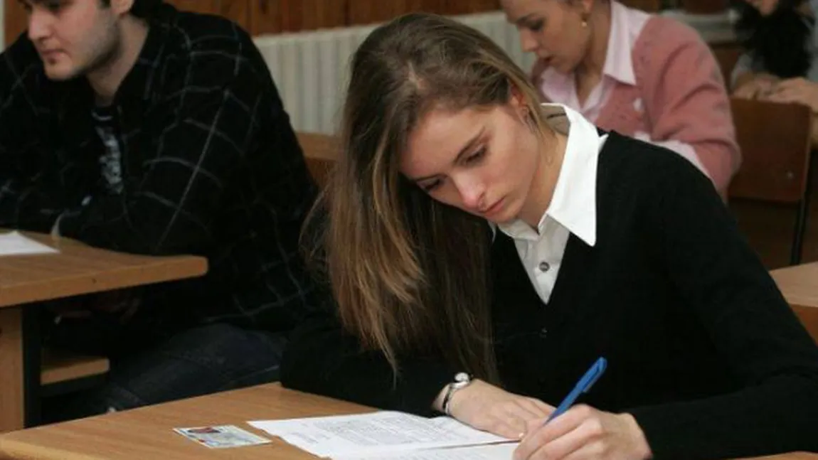 BACALAUREAT 2016. Prezenţa la proba scrisă de Limba română a fost de 96,12%. 70 de elevi, eliminaţi
