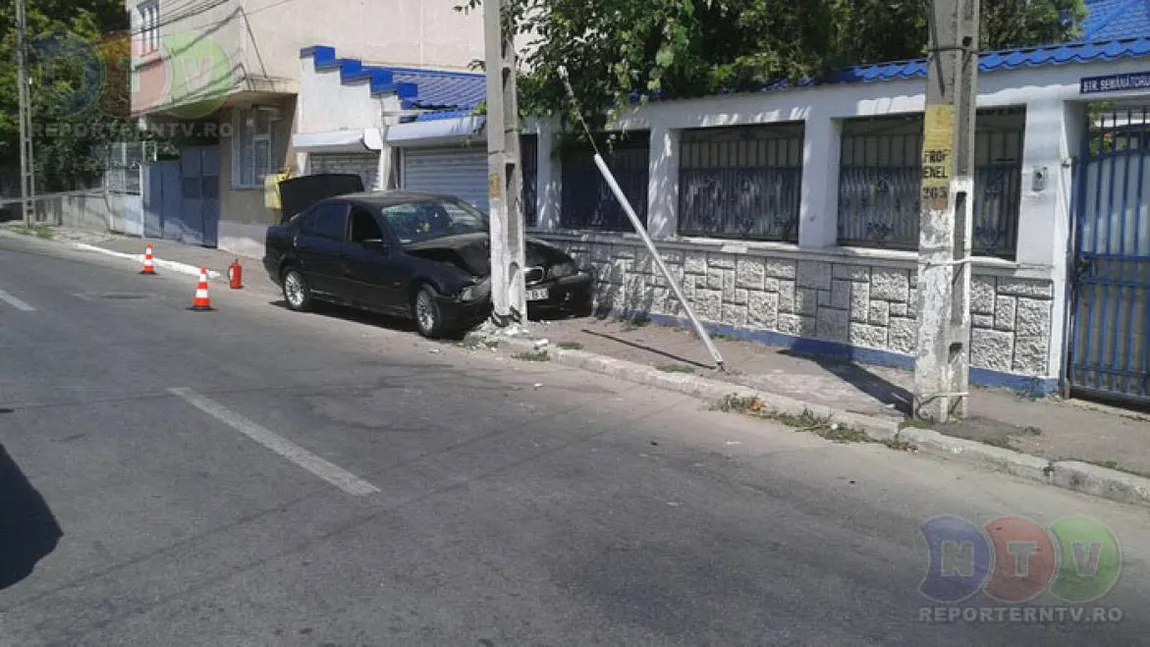 Pericol de explozie în Constanţa. Un şofer a intrat cu maşina într-o ţeavă de gaz