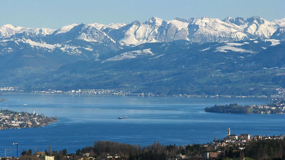 Turist român, în stare extrem de gravă după ce a căzut într-un lac, în Elveţia