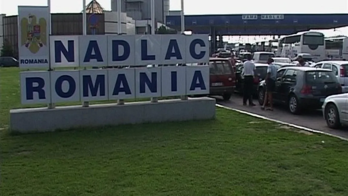Drama unei familii de români. A fost lăsată să aştepte ore în şir la vamă, pe caniculă, cu mortul în maşină