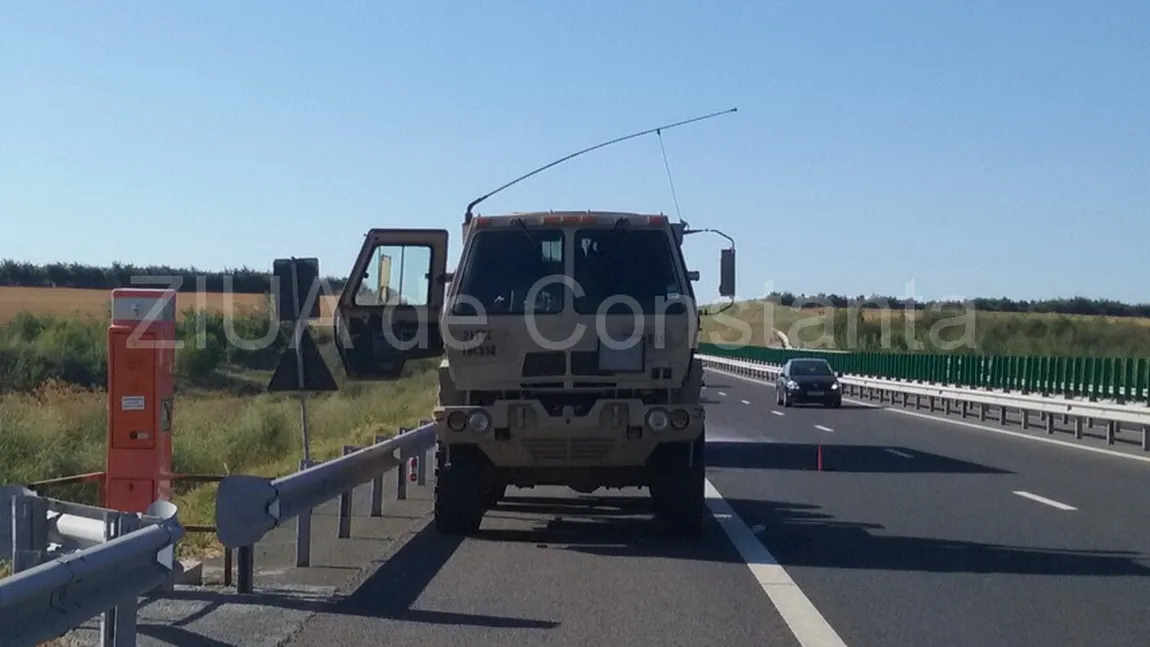 Un TIR al armatei americane a luat foc pe Autostrada Soarelui
