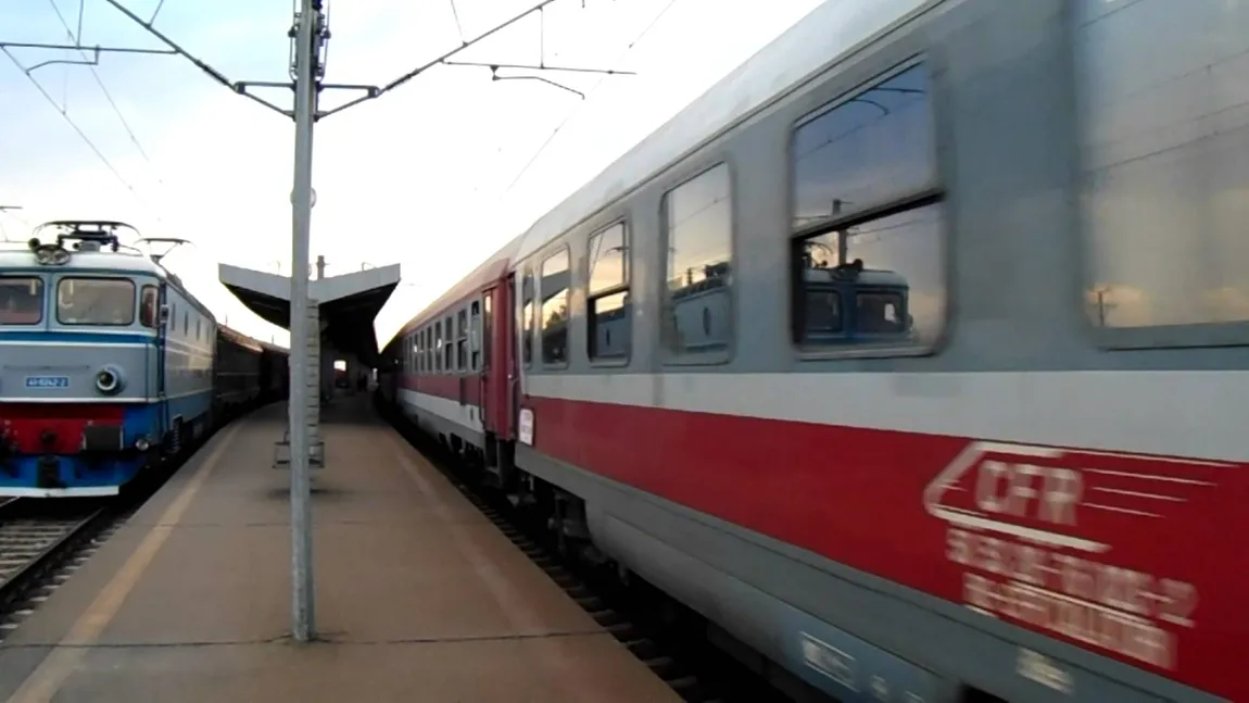 Un bărbat a fost găsit spânzurat într-un tren în Gara de Vest din Ploieşti