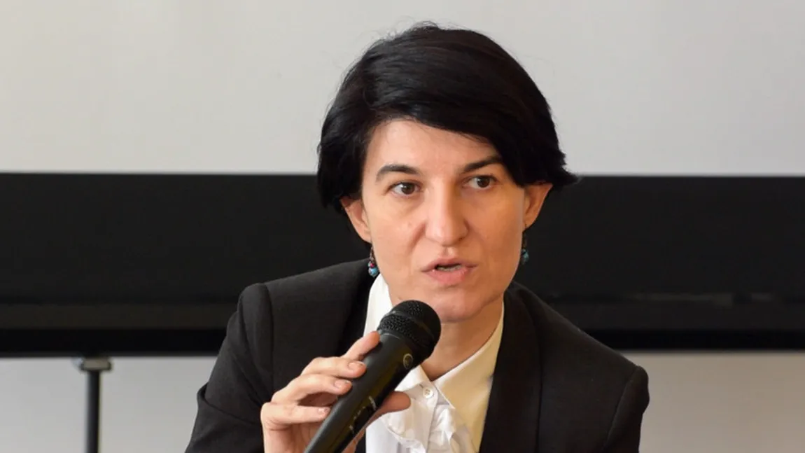 Violeta Alexandru: Voi propune o HG care aduce la zi aplicarea legii accesului la informaţiile publice