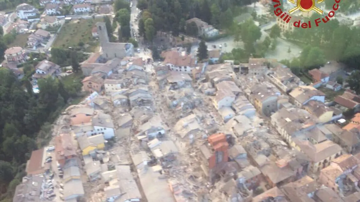 Coincidenţe BIZARE. 24 august 79 - ziua în care a erupt Vezuviul. 24 august 2016 - ziua în care un seism violent a devastat Italia