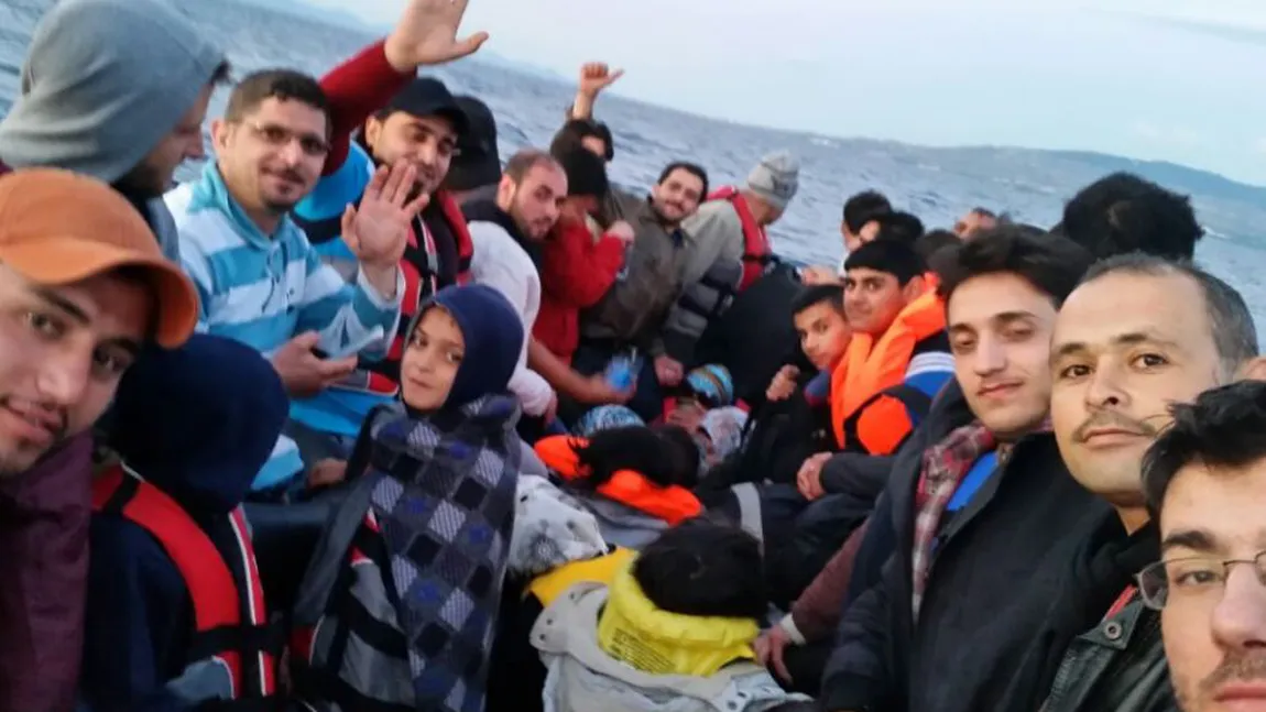 Grecia construieşte noi centre de refugiaţi pentru a reduce supraaglomerarea din insule