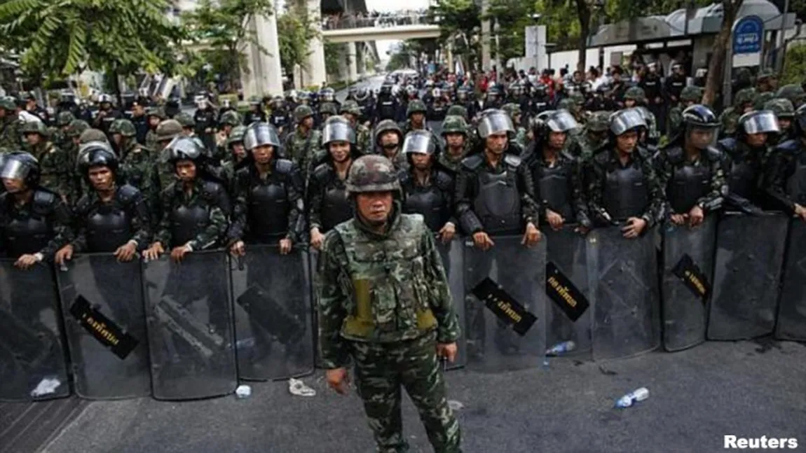Junta dinThailanda îşi întăreşte securitatea după atentatele ucigaşe