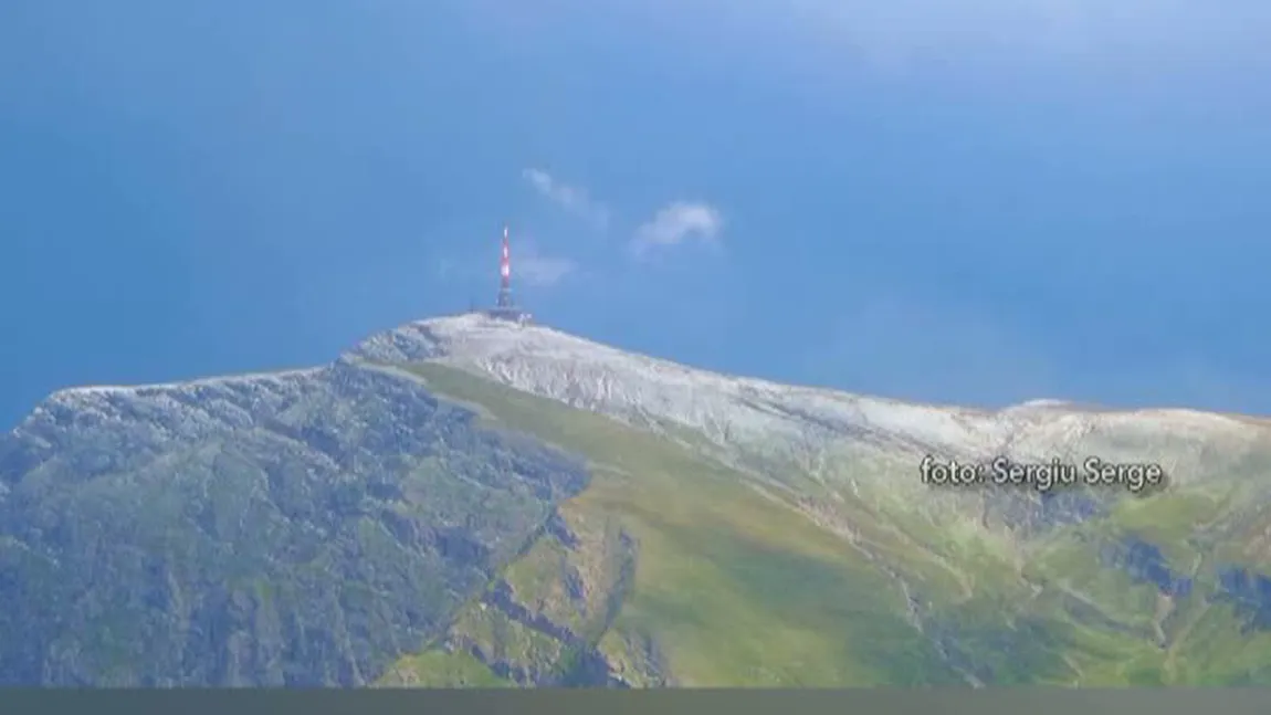 Ninsoare în august, în Munţii Bucegi VIDEO