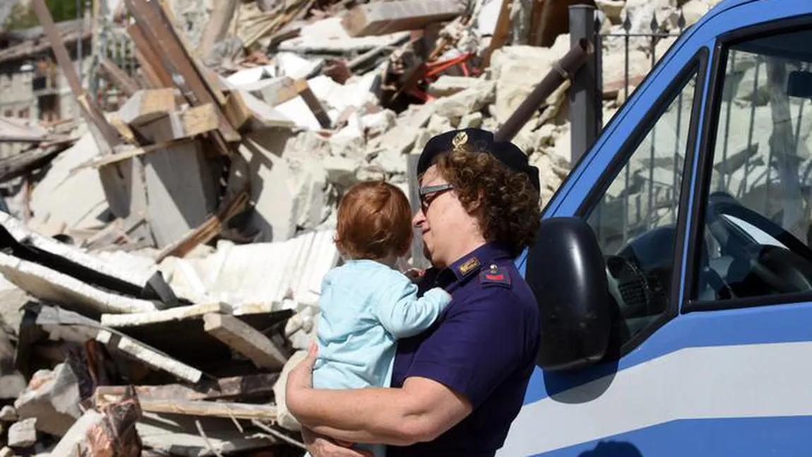 Cutremur Italia: Ministerul de Externe anunţă al şaselea român mort: un copil de 11 ani FOTO, VIDEO