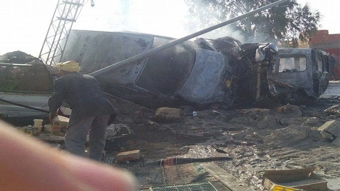 Carnagiu pe o şosea din Tunisia. Cel puţin 15 morţi şi 71 de răniţi după ce un autobuz a fost lovit de un camion