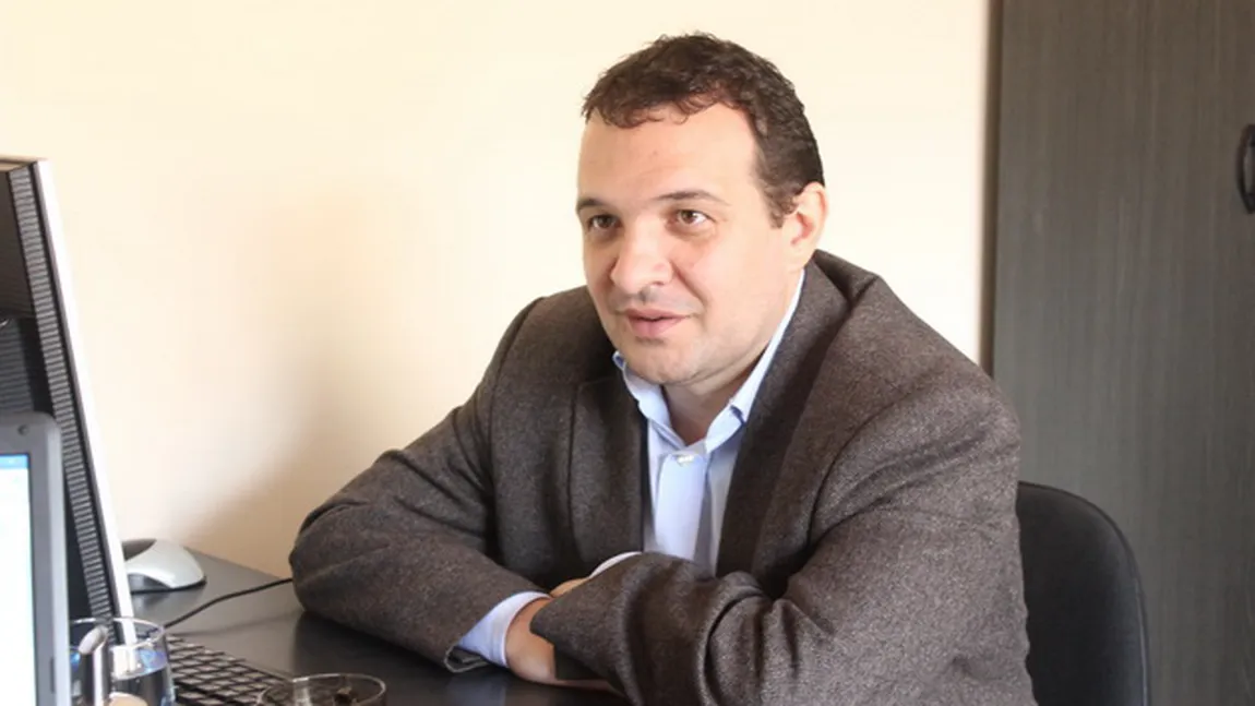 Directorul Arhivelor Naţionale Constanţa, Virgil Coman, A MURIT vineri, în timpul lansării unei cărţi