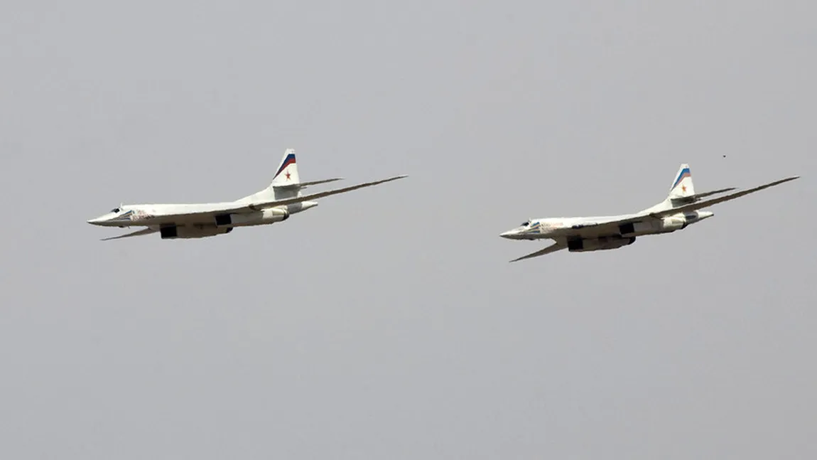 Bombardiere ruse, escortate de avioane de vânătoare britanice