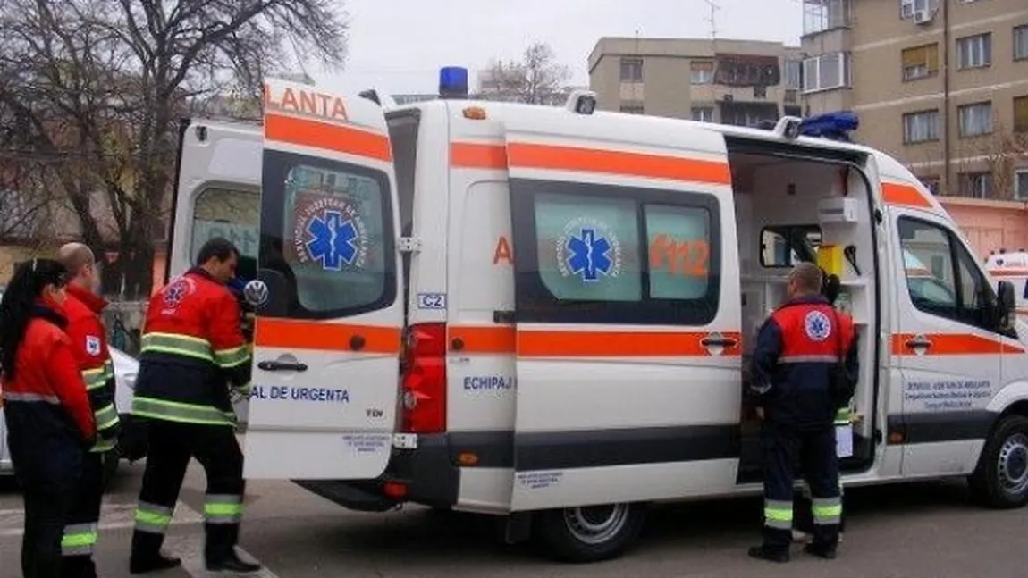 Locatarul care a aruncat pe jos substanţa toxică din cauza căreia un copil a ajuns apoi la spital cu arsuri a fost identificat