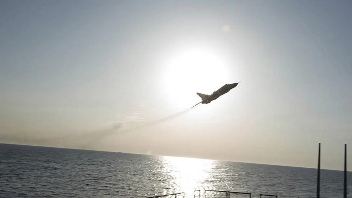 Oficiali americani: Un avion rus a interceptat periculos şi neprofesionist un avion american deasupra Mării Negre