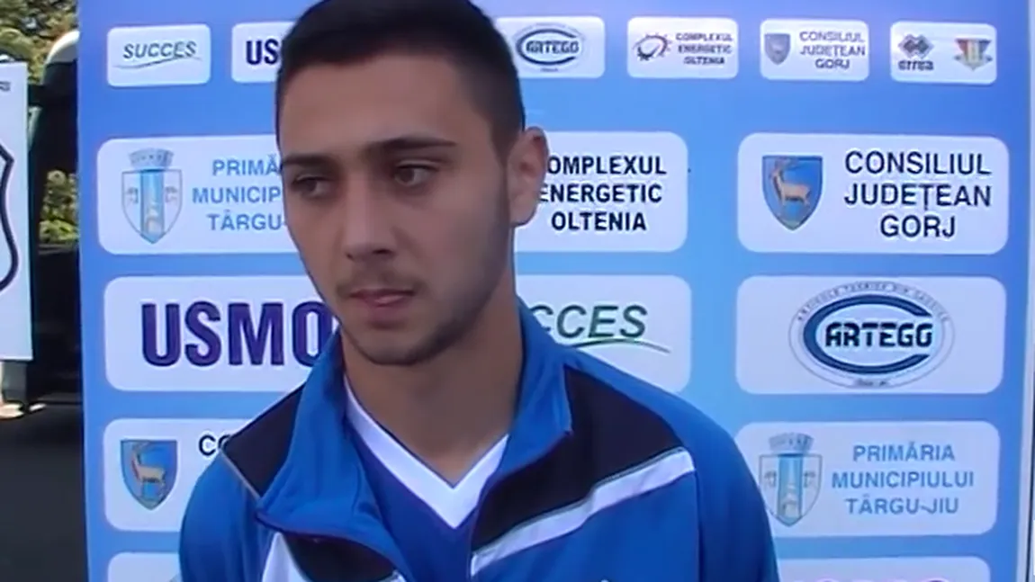 A renunţat la fotbal şi s-a făcut LĂUTAR. Câştigă la o nuntă cât lua din contract într-o lună VIDEO