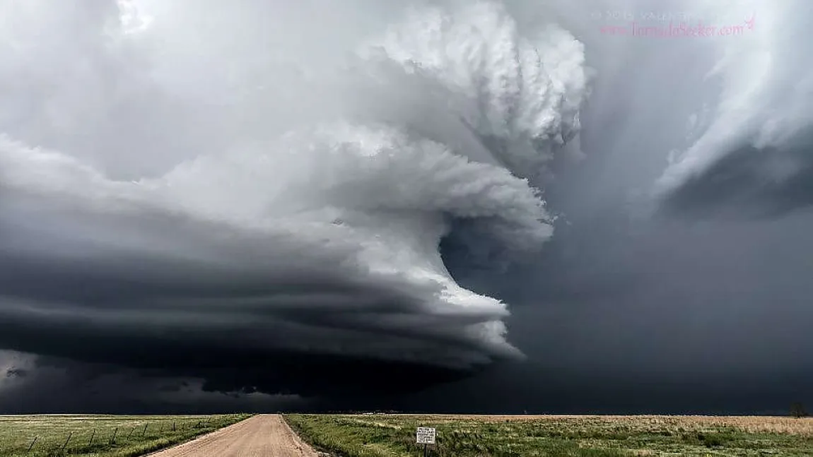 Imagini spectaculoase cu natura dezlănţuită în Kansas