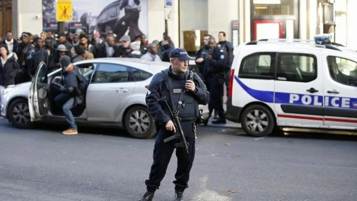 Poliţişti belgieni arestaţi în Franţa pentru că au transportat imigranţi
