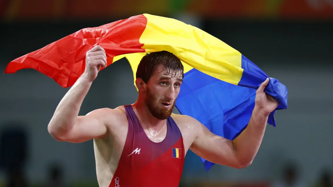 Albert Saritov, decorat şi premiat de preşedintele cecen Ramzan Kadîrov