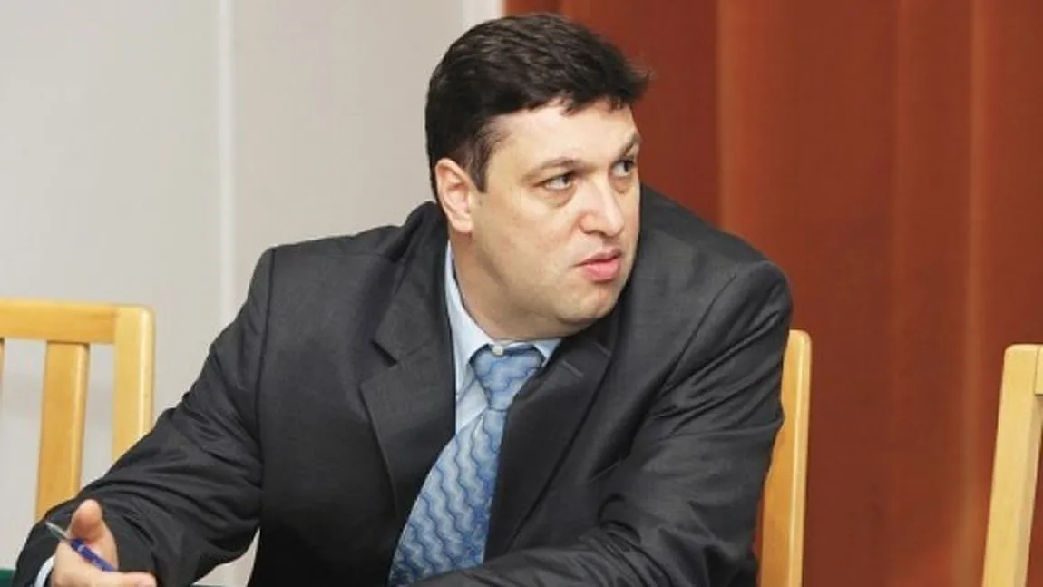 Senatorul PSD Şerban Nicolae a depus jurământul în calitate de membru al Comisiei de control al SIE