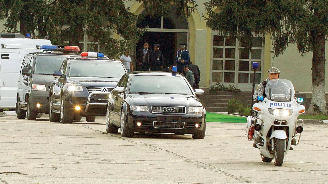 Control la parcul auto RAAPPS. Maşini închiriate la preţuri preferenţiale, cheltuieli de protocol cu parfumuri scumpe