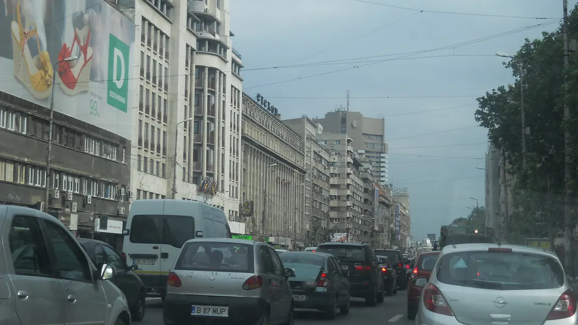 Trafic restricţionat sâmbătă şi duminică în Capitală. Vezi RUTELE OCOLITOARE recomandate şoferilor