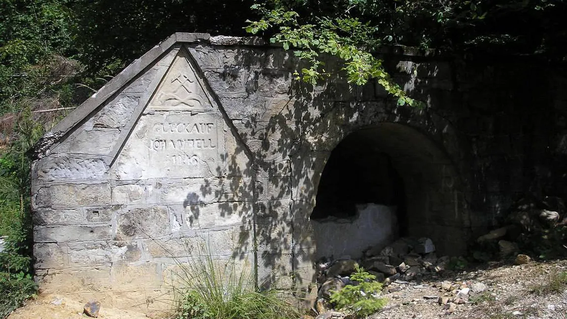 Un bărbat dat dispărut a fost găsit mort într-o galerie a fostei mine Băiuţ