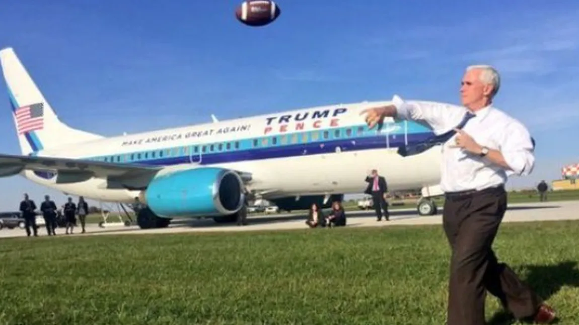 Avionul candidatului republican la vicepreşedinţia SUA a ieşit de pe pista aeropotului din New York din cauza unei furtuni