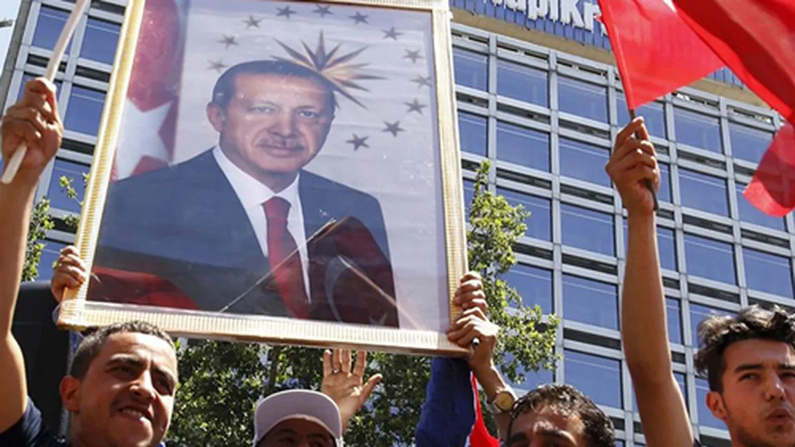 Erdogan împotriva magistraţilor: Mandate de arestare pentru 189 de judecători şi procurori